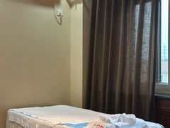 -菩提慧宾养生堂(梦幻亮点世界公园店)