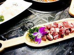 -热火朝天鲜切牛肉火锅(南强街巷店)