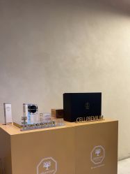 -VALMONT·若嫚蝶国际美肤中心