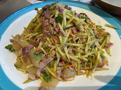 芝麻牛肉拉皮-恒盛居回族饭店