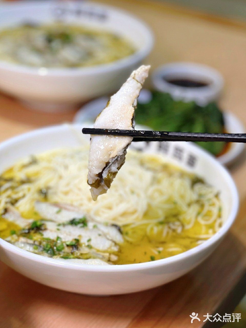 鲜笃酸菜鱼火爆魔都 性价比超值！ 