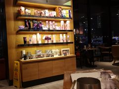 -星巴克臻选(莘庄仲盛店)