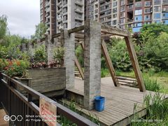 -黔蘑菇四季餐厅(观山湖店)