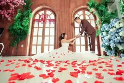 点击看大图 android_upload_pic-巴黎新娘婚纱摄影
