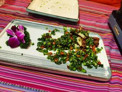 哈尼风味炝香鸡-香巴拉云南餐厅(华莱坞店)