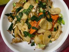 白蟹炒年糕-红灯笼龙凤饭店(宁波老字号店)