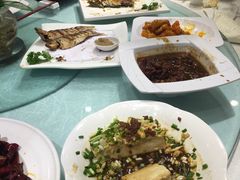 -赶海部落海鲜城(海阳路店)