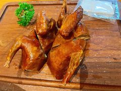 脆皮乳鸽-粤域茶餐厅