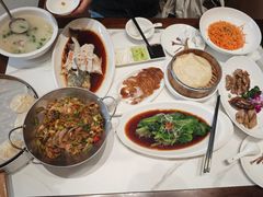 -梅利汴京烤鸭•开封豫菜地标店(东大街店)