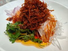 -阿瓦山寨·湘菜现炒·剁椒鱼头王(咸阳总店)