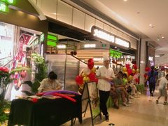 -洪氏嗨捞·广东猪肚鸡·椰子鸡火锅(西咸万象城店)