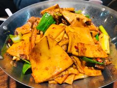 干锅千叶豆腐-天津乾毓德饭庄·清真传统炒菜·海鲜烧烤(咸阳路店)