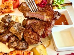 -Efes Turkish & Mediterranean Cuisine 艾菲斯餐厅(陆家嘴店)