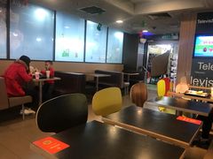 大堂-麦当劳(东急新天地店)