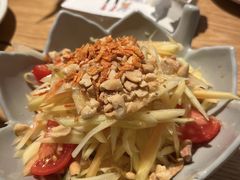 -大头虾越式风味餐厅(光明广场店)