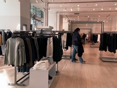 -COS(月星环球港店)