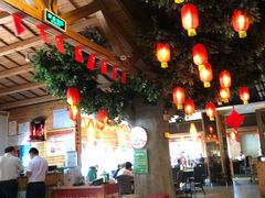 大堂-龙泉人椰子鸡.糟粕醋.海南菜(三亚旗舰店)