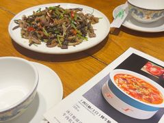 -蒙艾里民族传统菜蒙餐