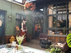 -出走咖啡·面包(宋庄店)