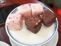 -周大娘牛乳(旧寨古村总店)