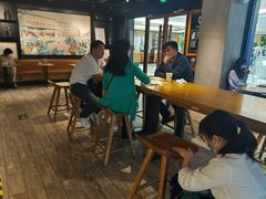 大堂-星巴克(北京长安商场店)