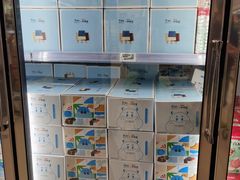 -盒马X会员店(王府井奥莱UP TOWN店)