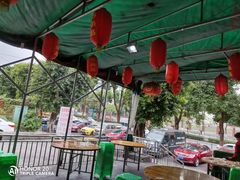 露天位-弓虽昌焖烧鸡(大竹林店)