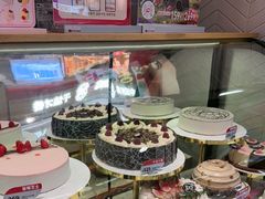 -DQ·蛋糕·冰淇淋(虹口龙之梦店)