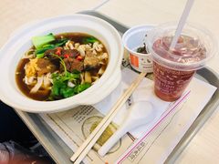 -东方既白(上海浦东国际机场)