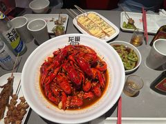 -龙巢盱眙龙虾·牛蛙·烧烤宵夜(八卦岭店)
