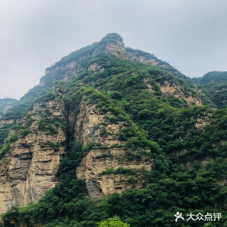 风景不错 爬爬山，一线天也很壮观 来回跑了40分钟