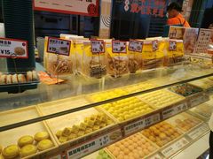 面包甜点陈列柜-東更道点心行(利客来店)