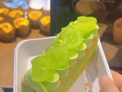 -红跑车蛋糕世界(龙湖杭州西溪天街店)