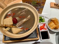 -芽笼芽笼新加坡餐厅(环球港店)