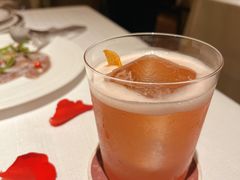 -Mogul Eatery·大亨餐酒馆