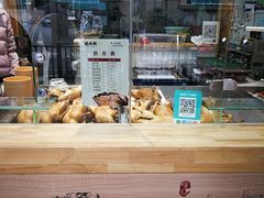 面包甜点陈列柜-戚顺兴盐水鸭(新街口明瓦廊店)