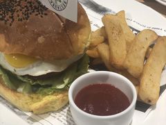 -LO CALCOW卡路力轻食主义餐厅(陆家嘴店)
