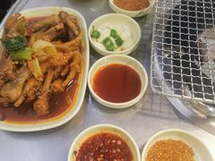 -小黑猪石板烤肉(皇冠花园店)