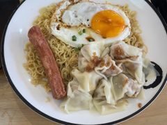 豪华三宝公仔面-明記茶餐廳(福田总店)
