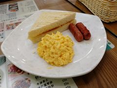 -八珍餐厅(广大路店)