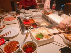 -海底捞火锅鲜切牛肉主题店(长寿路店)