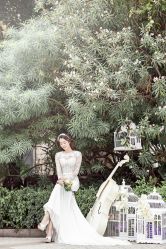 -现代经典婚纱摄影