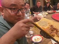 -鱼满舱·鲜活海鲜·正宗鲁菜
