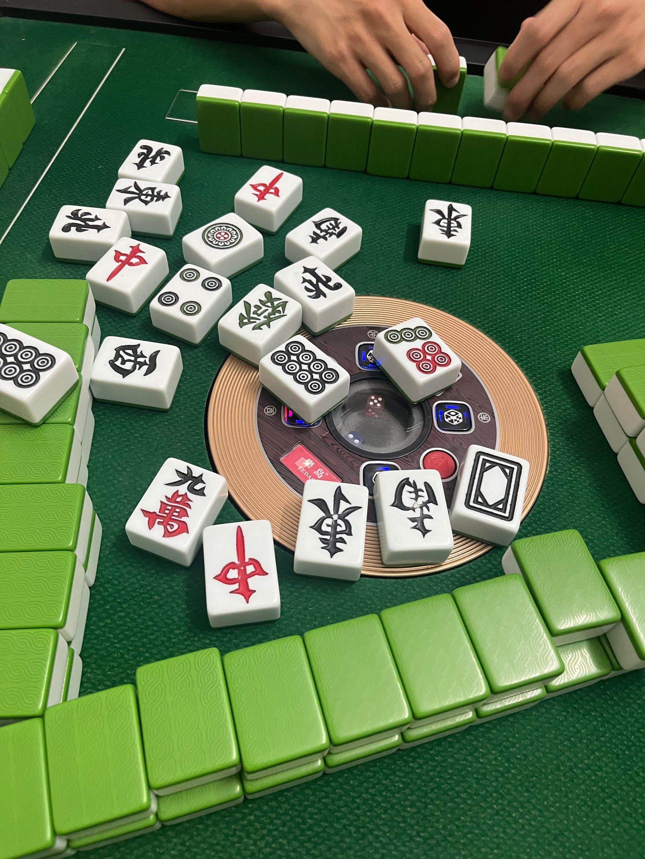 0元玩转这座城哈哈哈,一副烂牌,挺好玩的,纯娱乐,#唯麻将与棋牌不可