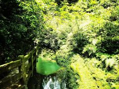 -龙水峡地缝景区