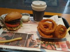 -The Habit Burger Grill 哈比特汉堡(复兴soho店)