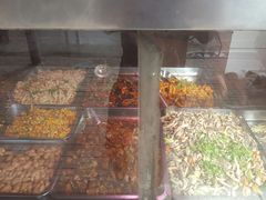-老六素货(王顶堤店)