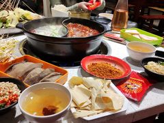 -钢管厂五区小郡肝串串香(蜀都万达店)