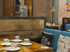 -苹果树下艺术餐厅(宋庄店)