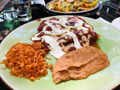 -Pistolera Mexican Cantina女枪手墨西哥餐厅(碧云路店)